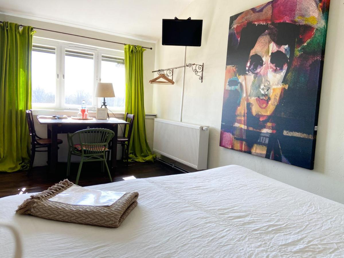 Liegen;Schaft Guesthouse โอสตริช-วินเคิล ภายนอก รูปภาพ