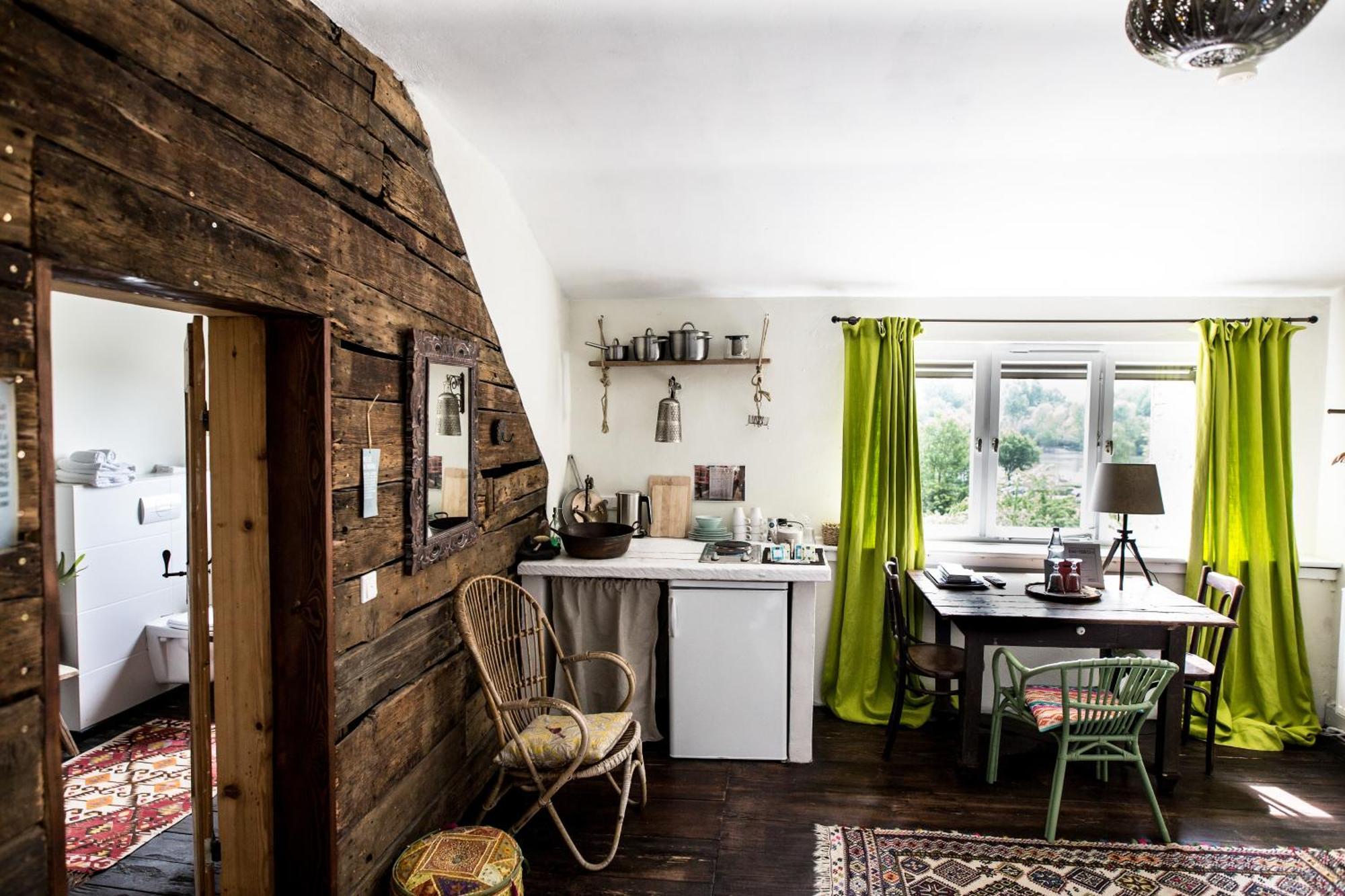 Liegen;Schaft Guesthouse โอสตริช-วินเคิล ห้อง รูปภาพ